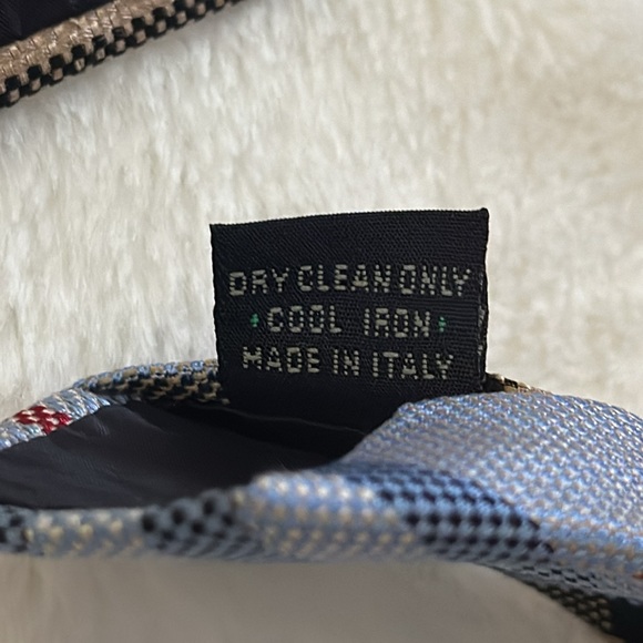 BURBERRY || Authentic Men’s Silk Light Blue & Tan Tartan Tie. Sz. OS - Picture 11 of 12